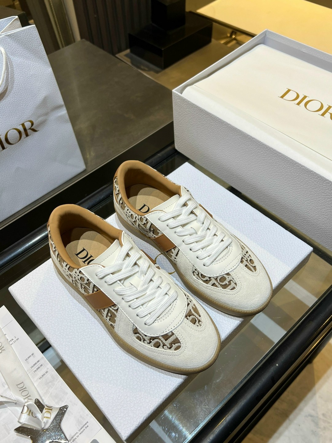кеды dior женские,dior кроссовки,кеды dior,кеды диор женские белые,кеды диор женские