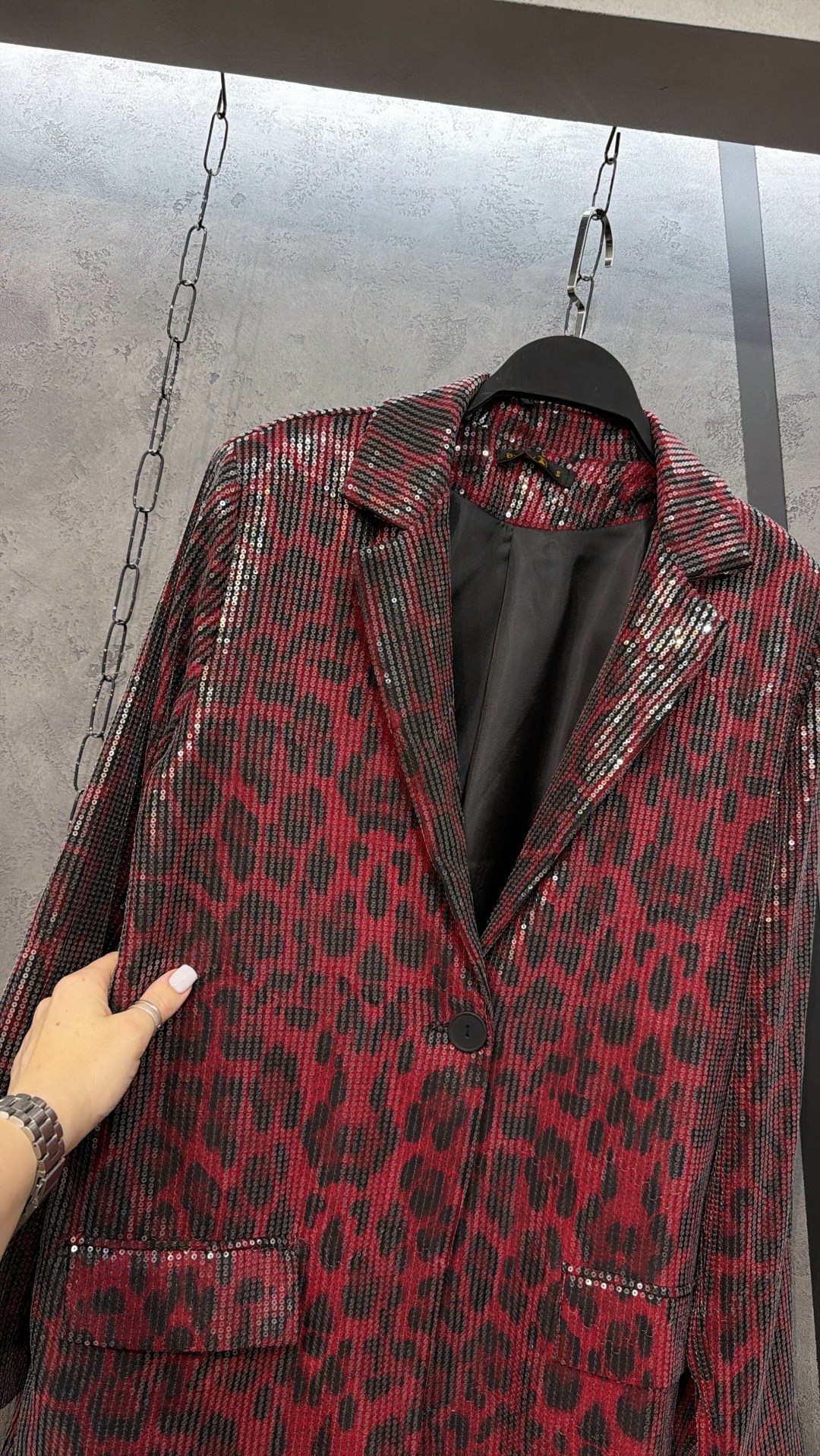 пиджак леопардовый,пиджак с леопардовым принтом,леопардовый пиджак dolce gabbana,пиджак с принтом,пиджак блейзер