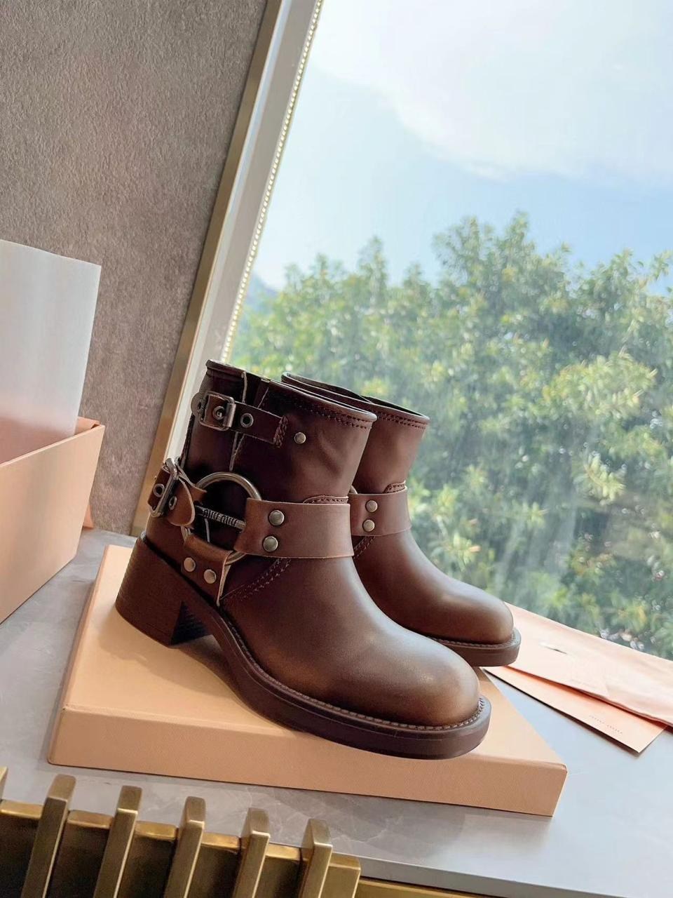 ботинки miu miu,,ботинки miu,кожаные ботильоны,женские ботинки