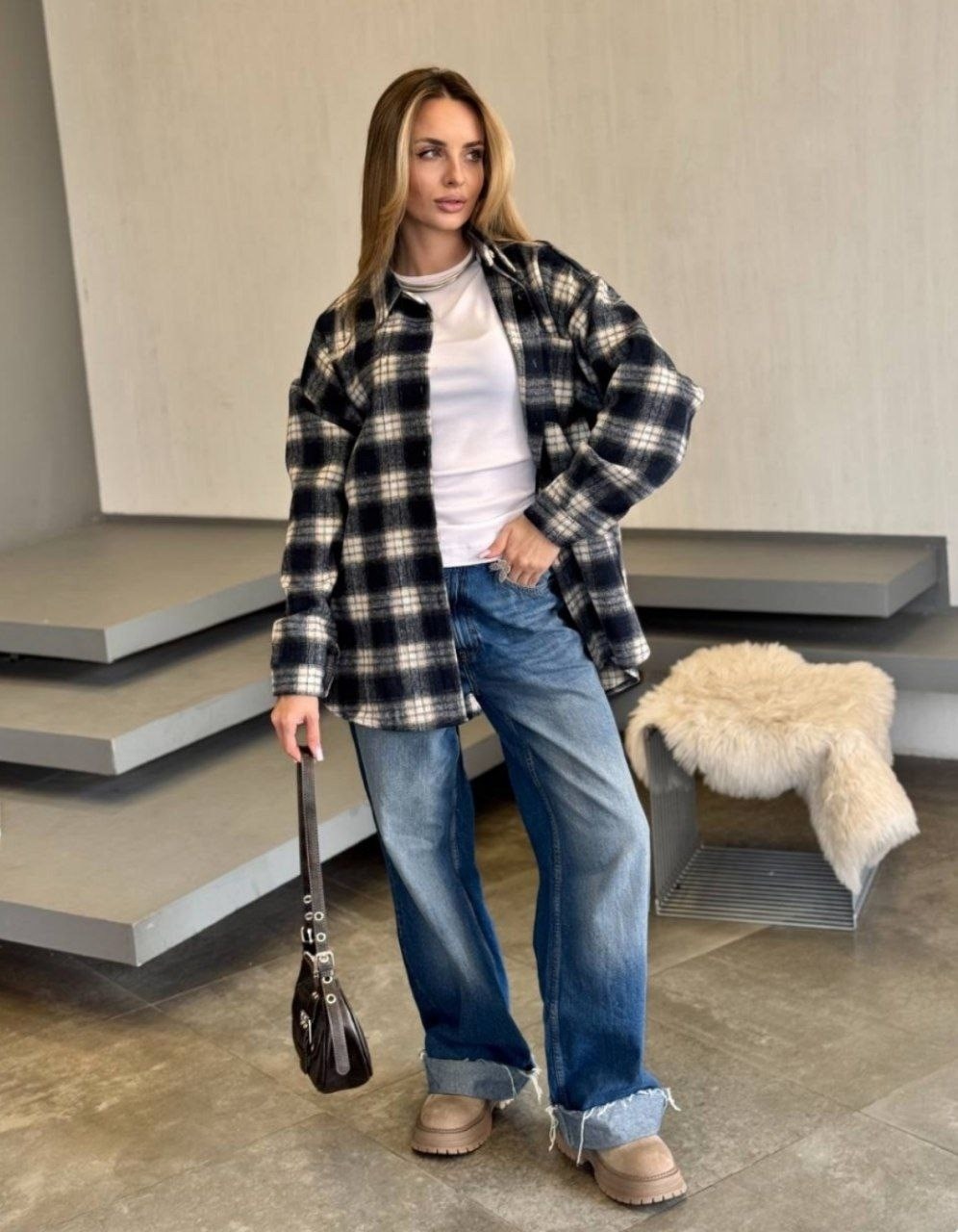 женская рубашка в клетку оверсайз,фланелевая рубашка в клетку женская,женская теплая рубашка в клетку оверсайз,женская рубашка в клетку,теплые рубашки женские в клетку