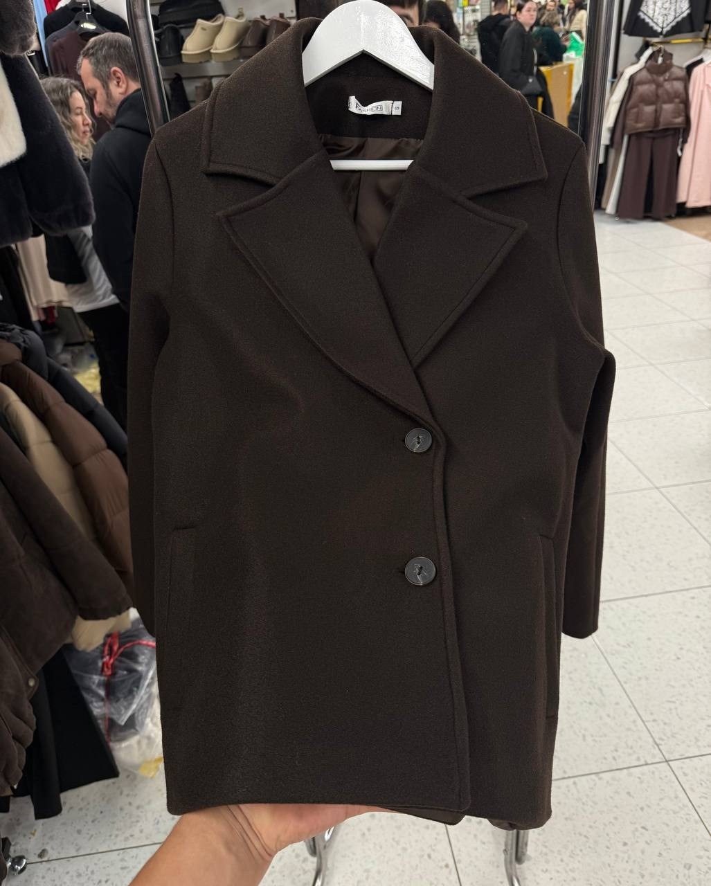 мода стиль,коричневое пальто,образ с коричневым пальто,шерстяное пальто