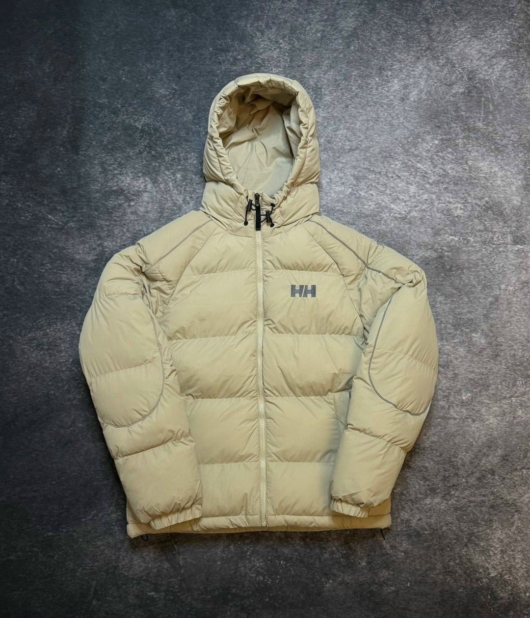 зимняя куртка,пуховик helly hansen,куртка helly hansen,куртка пуховик,мужская зимняя куртка