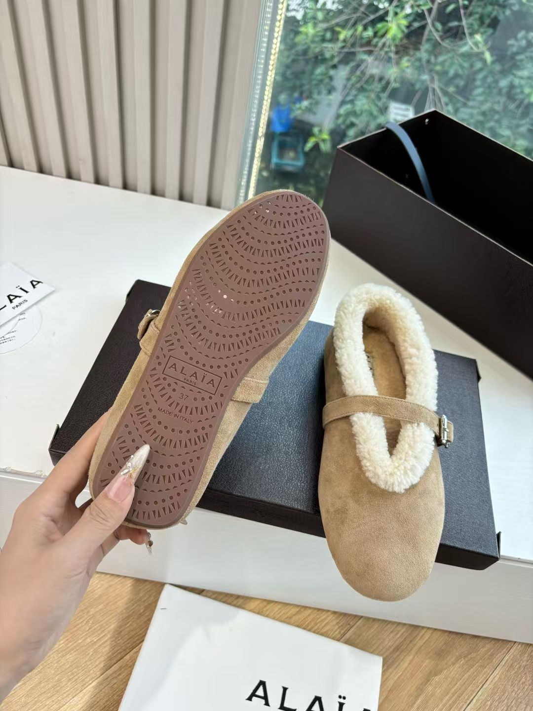 ,угги женские,меховая ,тапочки модные,угги тапки