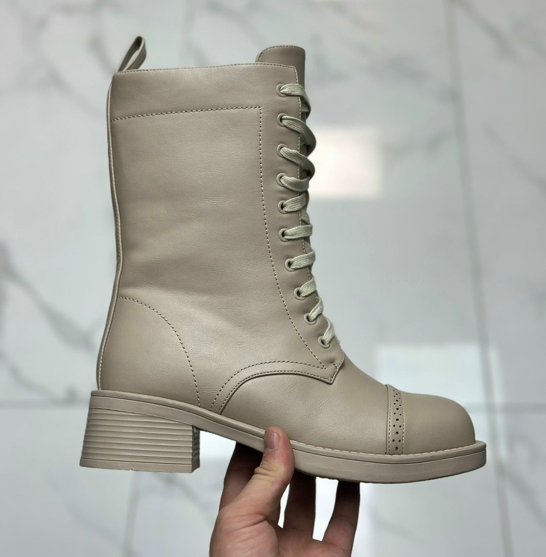 ,зимняя женская ,бежевые ботинки,женские ботинки,ботинки