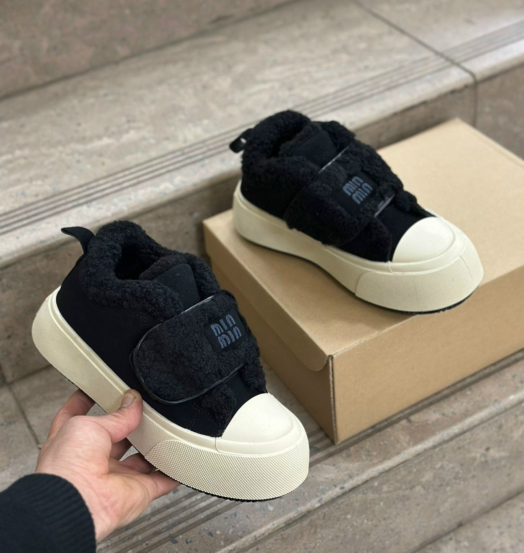 ,кроссовки женскиe,кроссовки женские miu miu,женская ,женские кеды