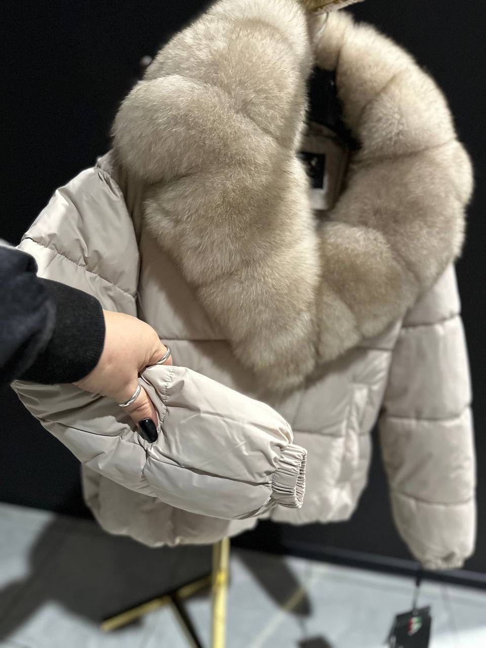 пуховик с натуральным мехом песца с капюшоном by gor,пуховик с натуральным мехом,женский пуховик с натуральным мехом,женский пуховик с мехом,пуховик с мехом