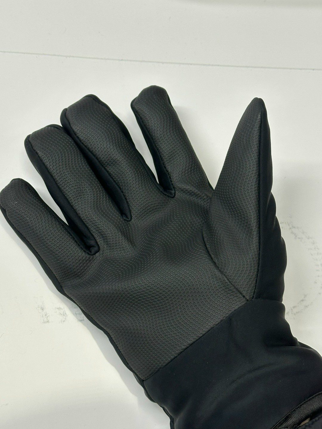 перчатки nike,перчатки найк,перчатки nike зимние,перчатки найк зимние,перчатки спортивные