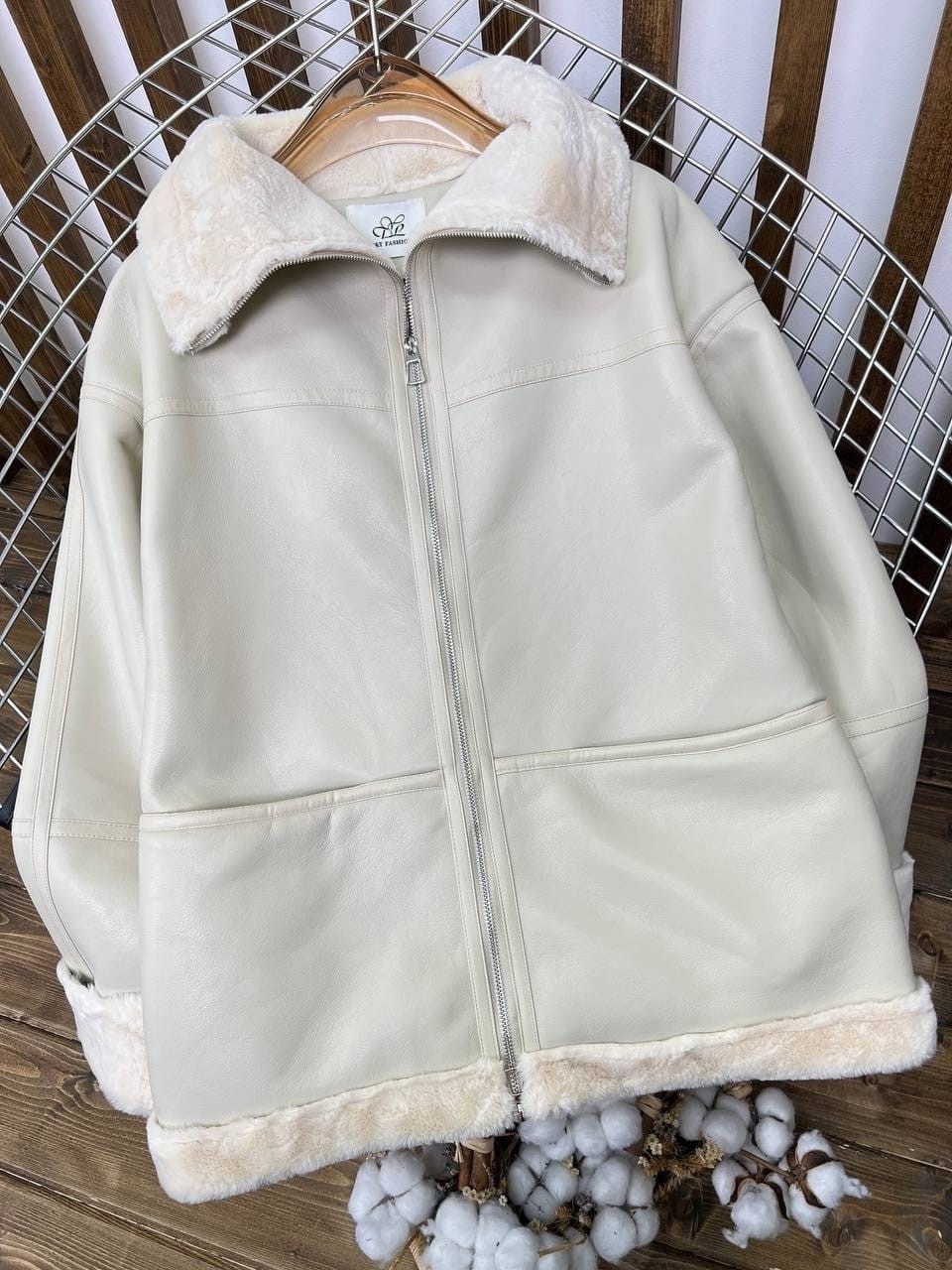 женская куртка,куртки ,givenchy дубленка авиатор, куртки женские,женская дубленка авиатор