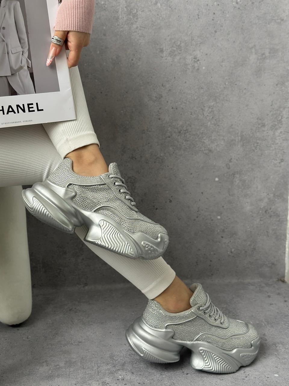 кроссовки женскиe,,модные кроссовки,массивные кроссовки женские,кроссовки женские модные черные