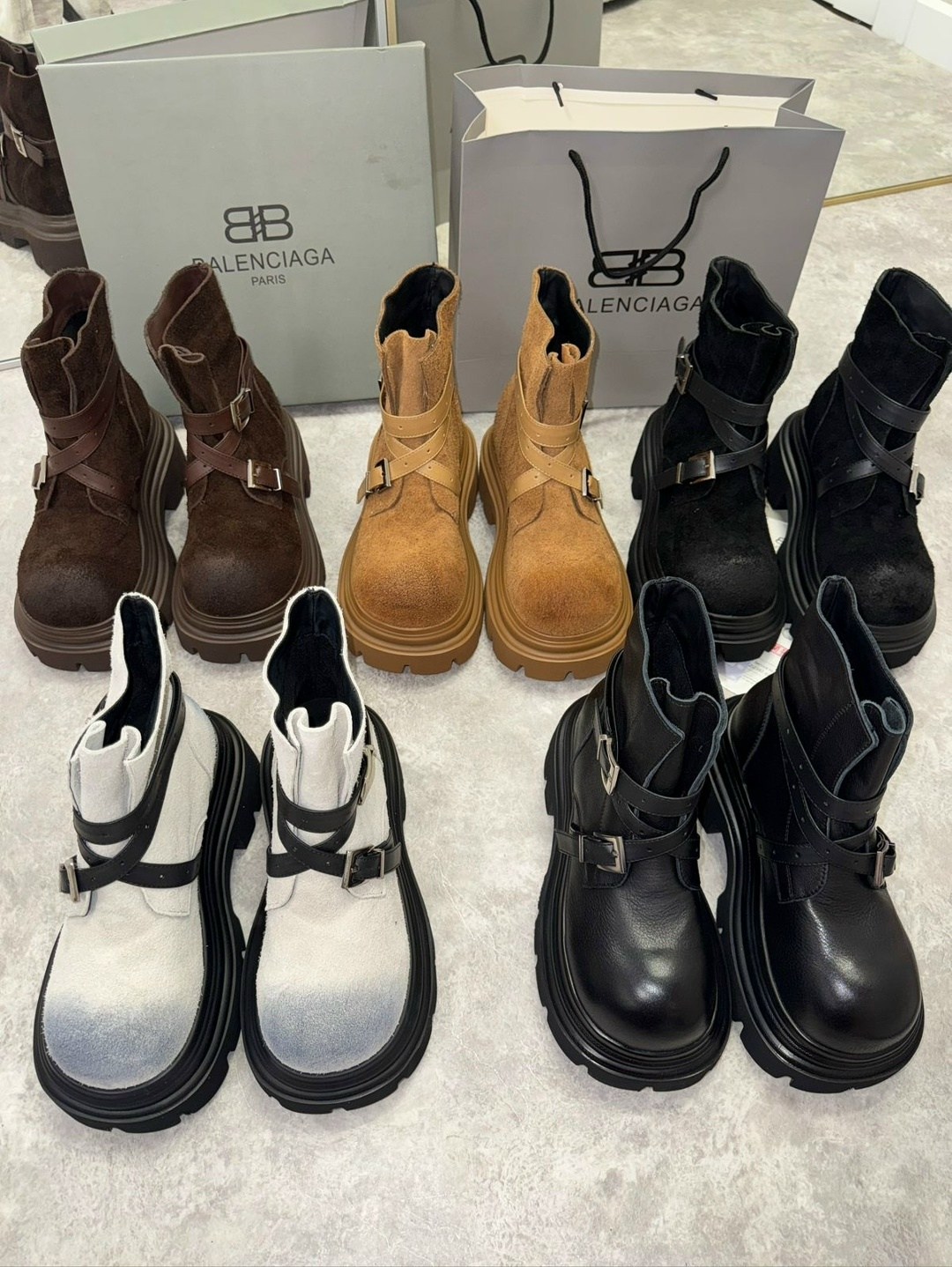 ,женские ботинки,ботинки,женская ,модные ботинки