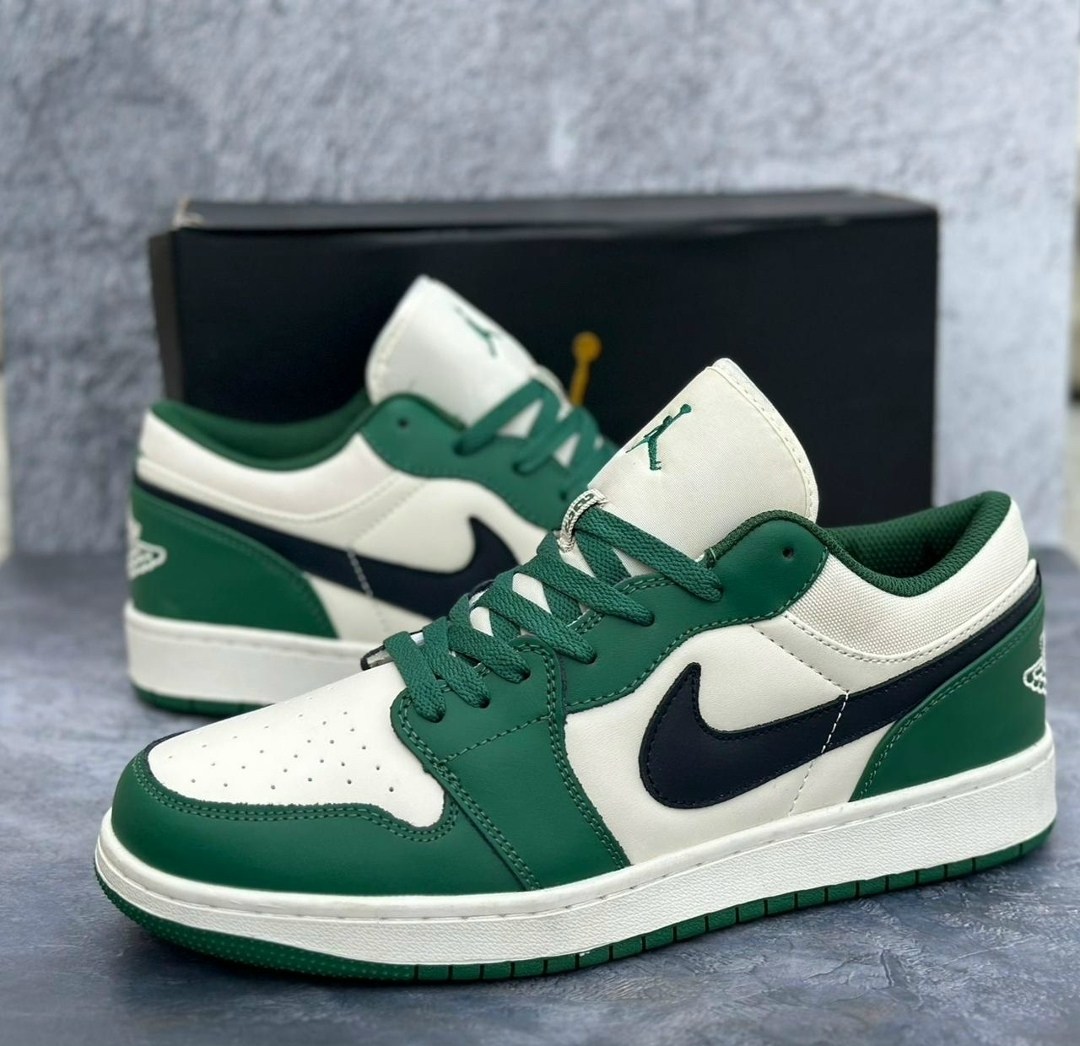 nike air jordan 1 low mystic green,nike air jordan 1 low,nike air jordan 1 low pine green,air jordan 1 low pine green,air jordan 1 low gs mystic green
