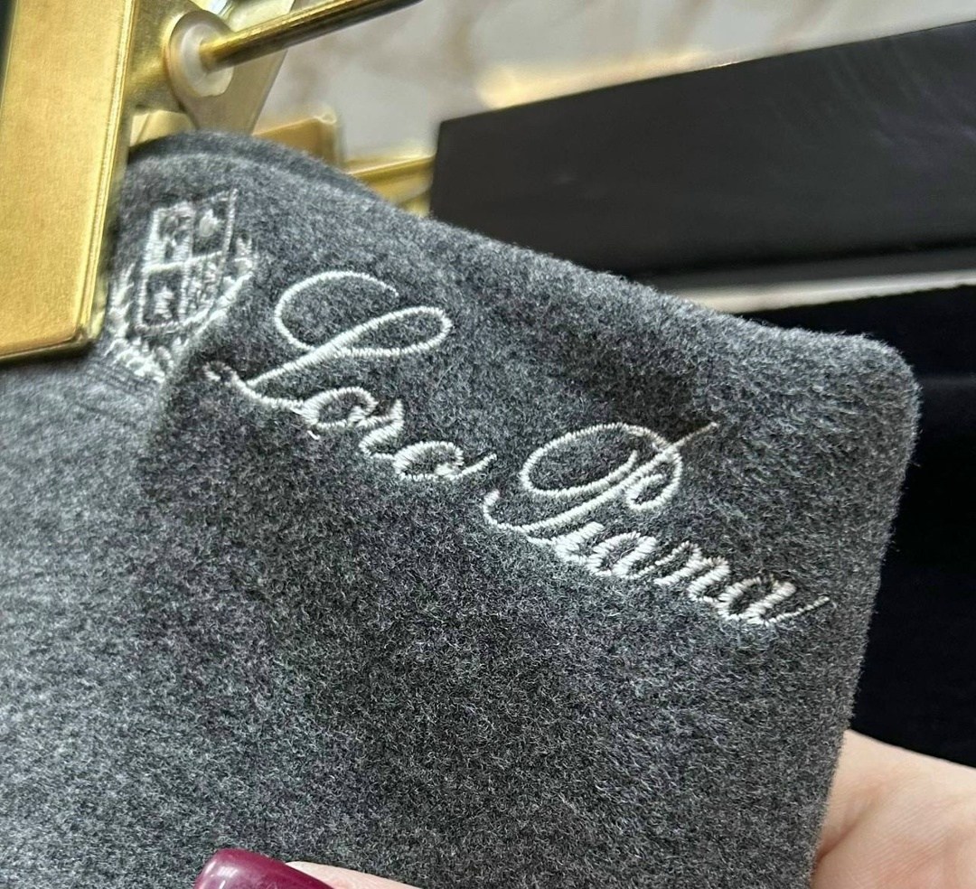 кашемировый костюм brunello cucinelli,трикотажный костюм,кашемировый костюм,костюм brunello cucinelli,костюм вязаный