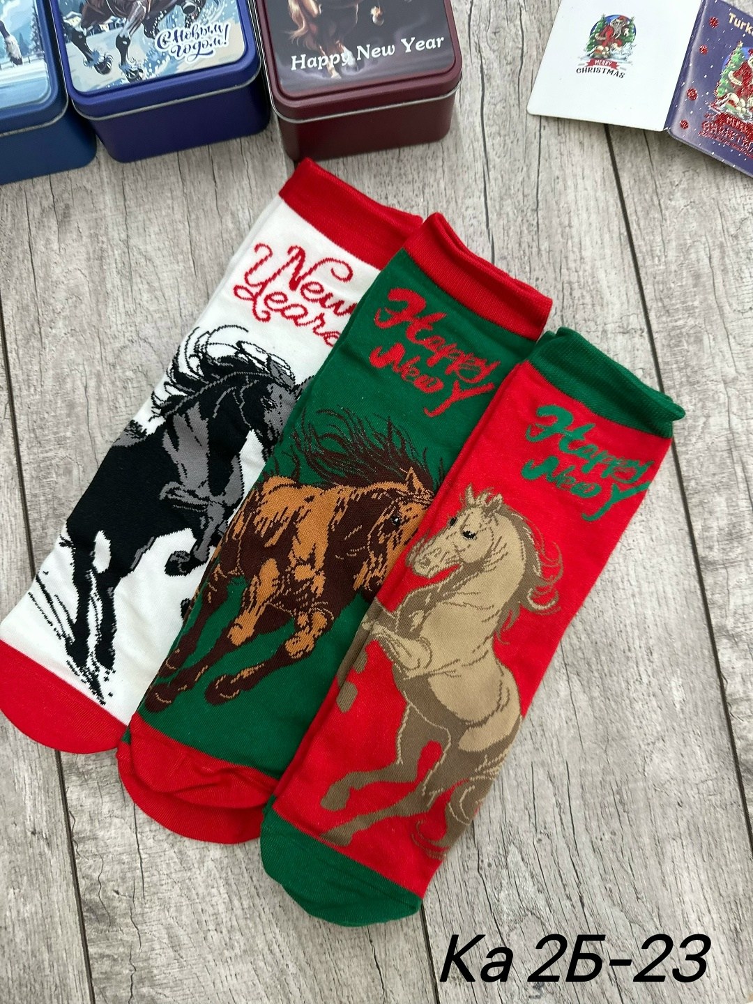 подарочная упаковка,жестяная коробка,новогодние подарки,носки в металлической коробке,новогодние носки набор