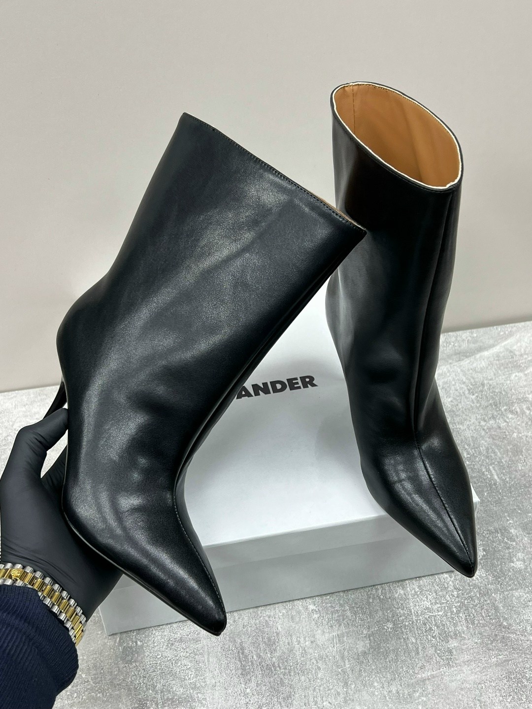 ,сапоги balenciaga,ботильоны женские,модные сапоги,кожаные ботильоны