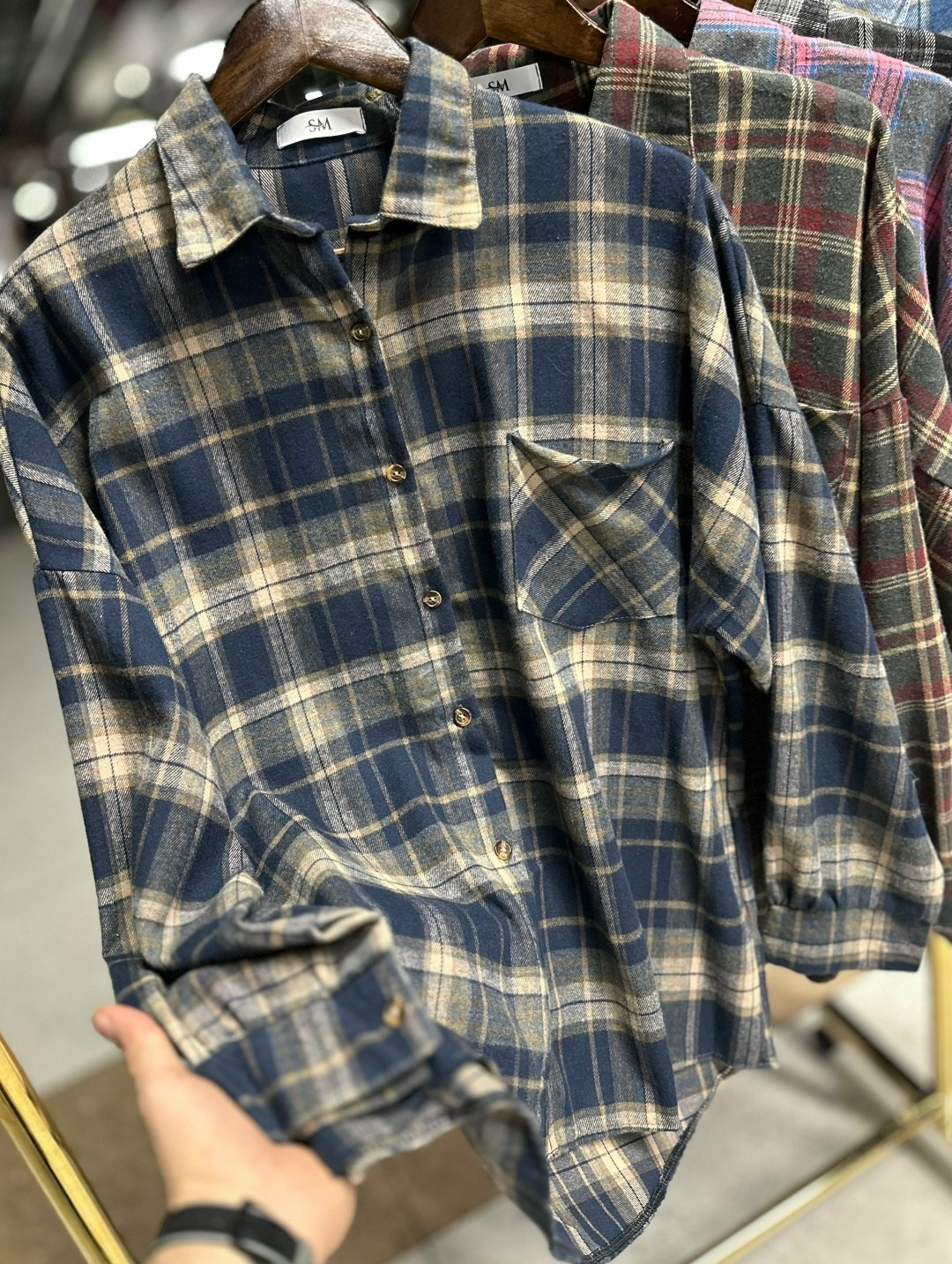 рубашка в клетку,женская рубашка в клетку оверсайз,рубашка клетчатая,женская рубашка в клетку,рубашка в клетку оверсайз удлиненная