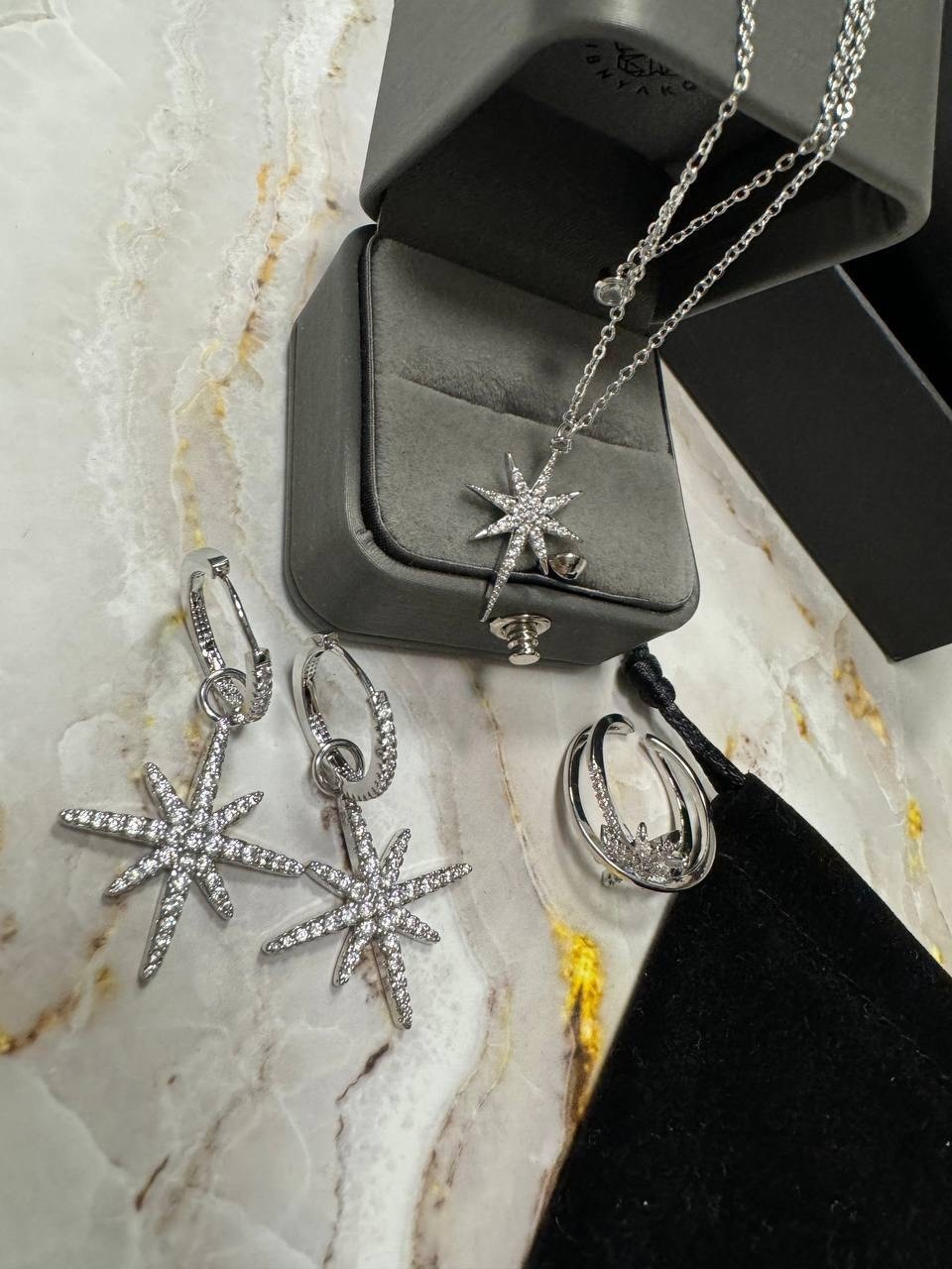 колье-подвеска "звездное сияние" с фианитами,цепочка с подвесками звезды,подвеска женская,цепочка с подвесками,ожерелье со звездами и метеоритом