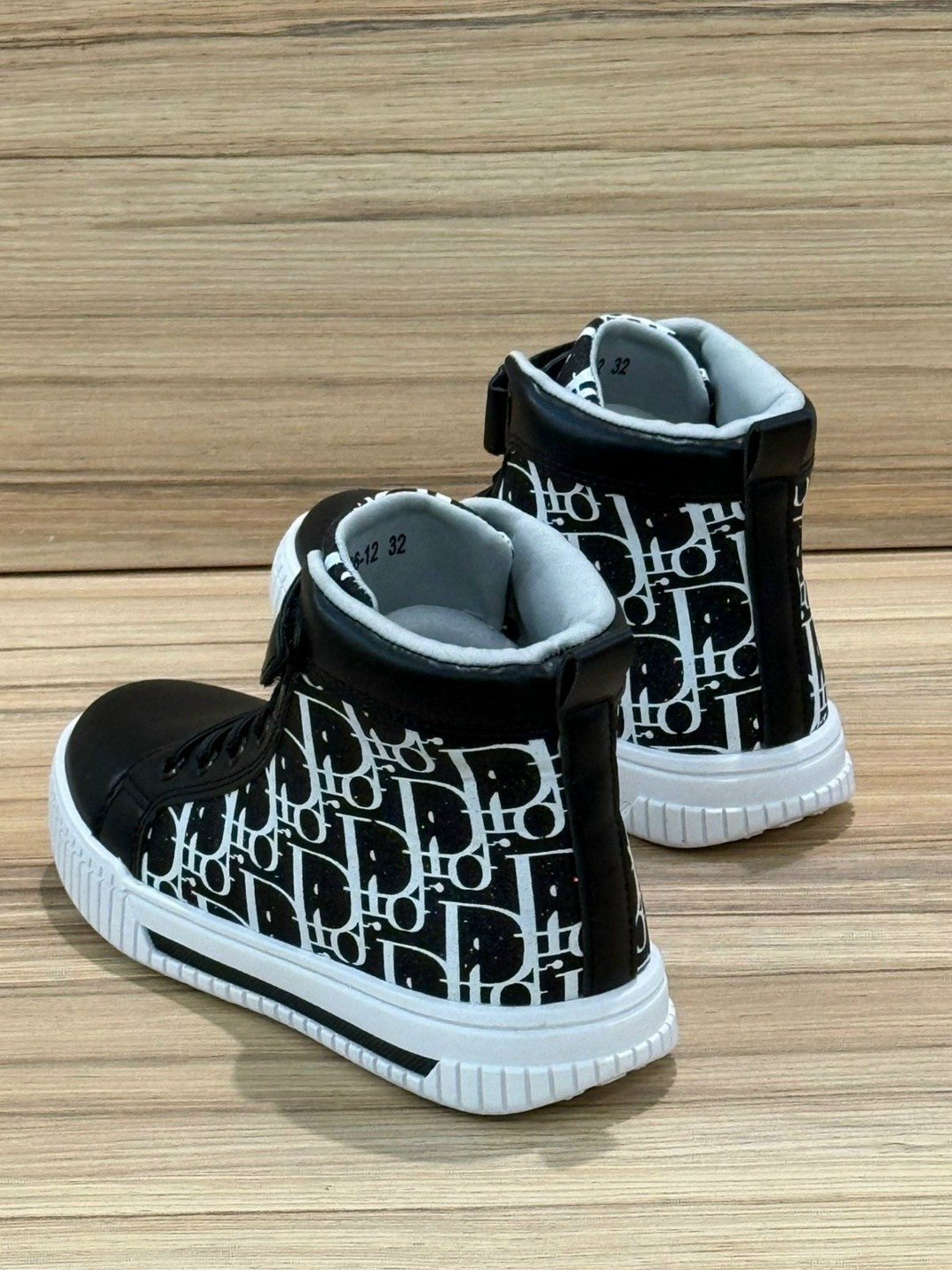 ,спортивная ,dior кроссовки,кеды женски,обуви