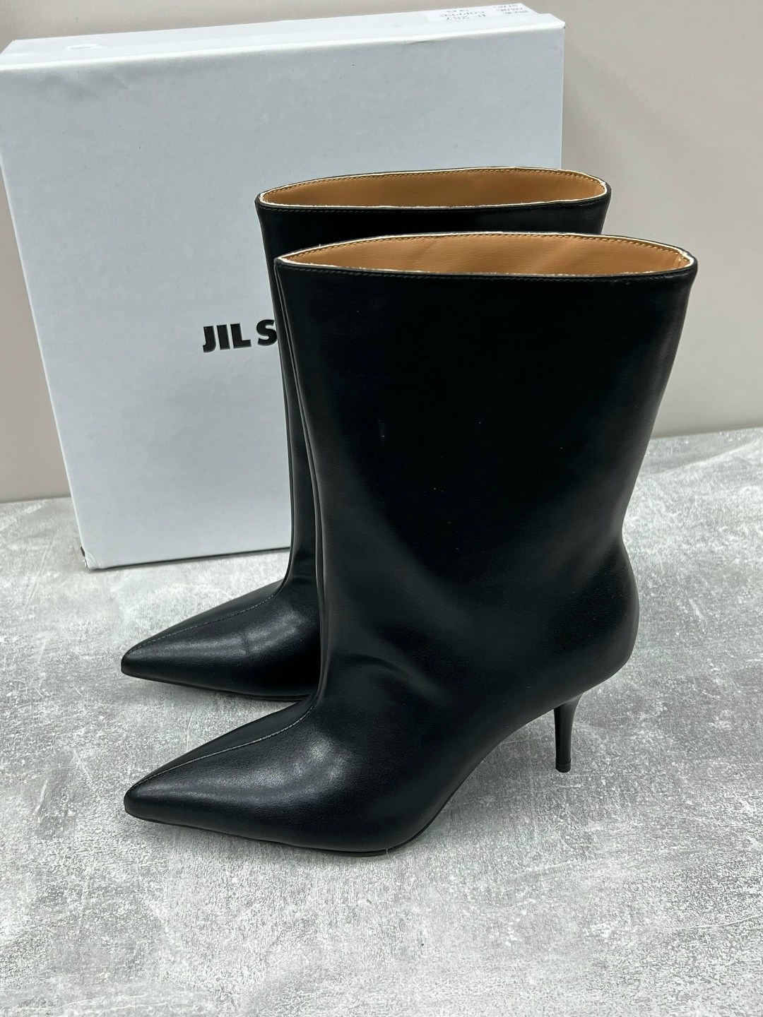 ,сапоги balenciaga,ботильоны женские,модные сапоги,кожаные ботильоны