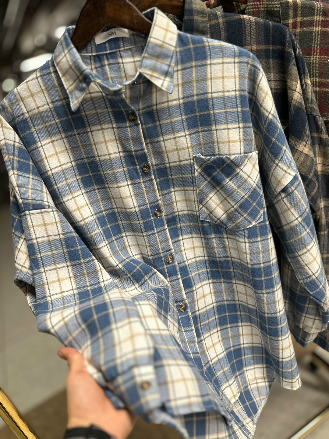 рубашка в клетку,женская рубашка в клетку оверсайз,рубашка клетчатая,женская рубашка в клетку,рубашка в клетку оверсайз удлиненная