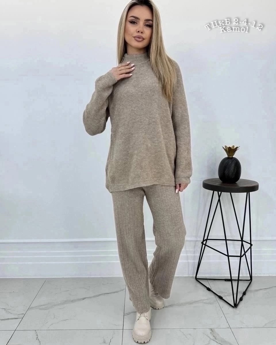 костюм двойка вязаный,вяжем костюмы,трикотажный костюм,женский брючный костюм,костюм женский трикотажный