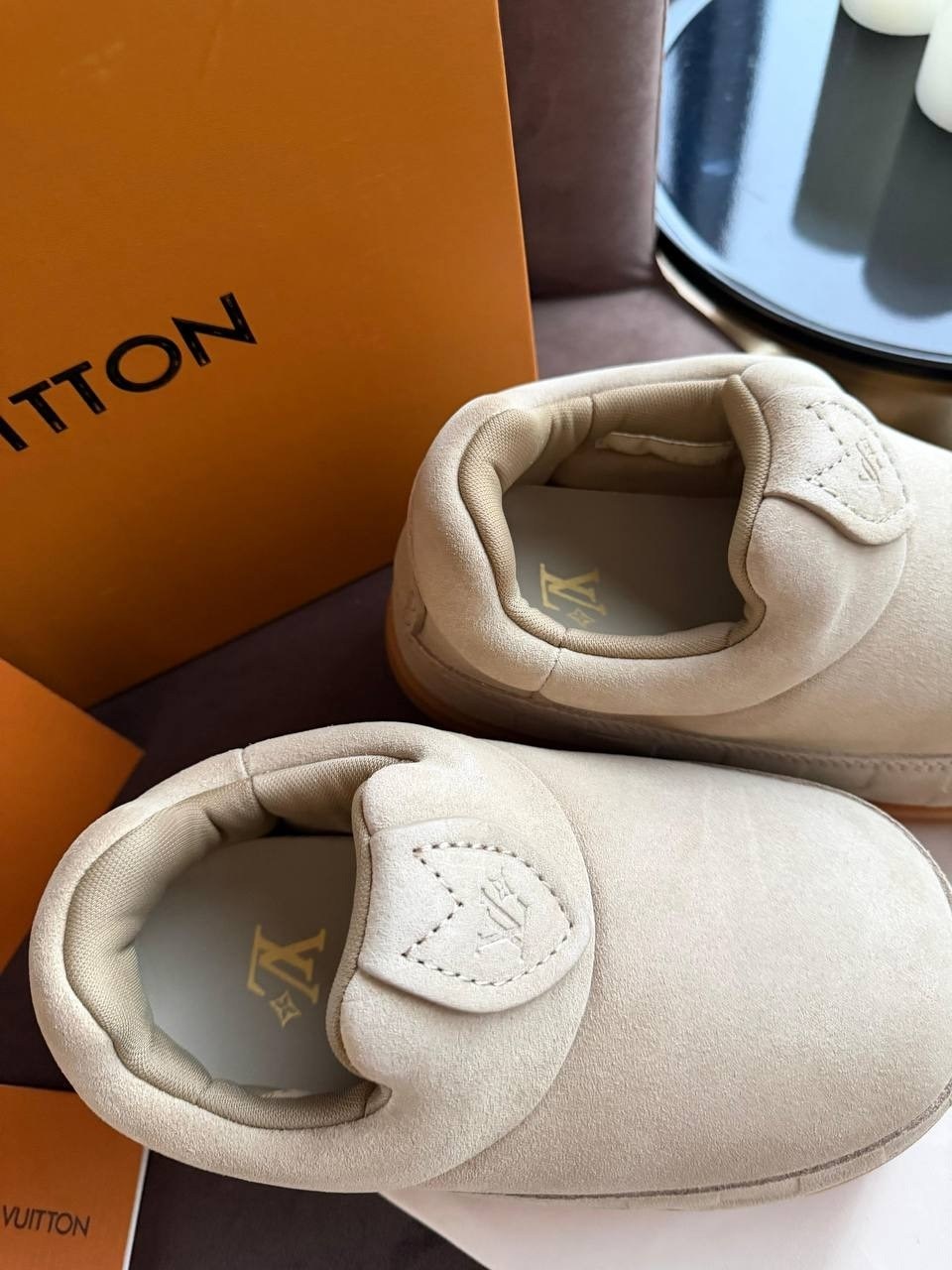 мюли louis vuitton,тапочки louis vuitton,теплые женские лоферы бренд louis vuitton,ботинки louis vuitton,клоги louis vuitton