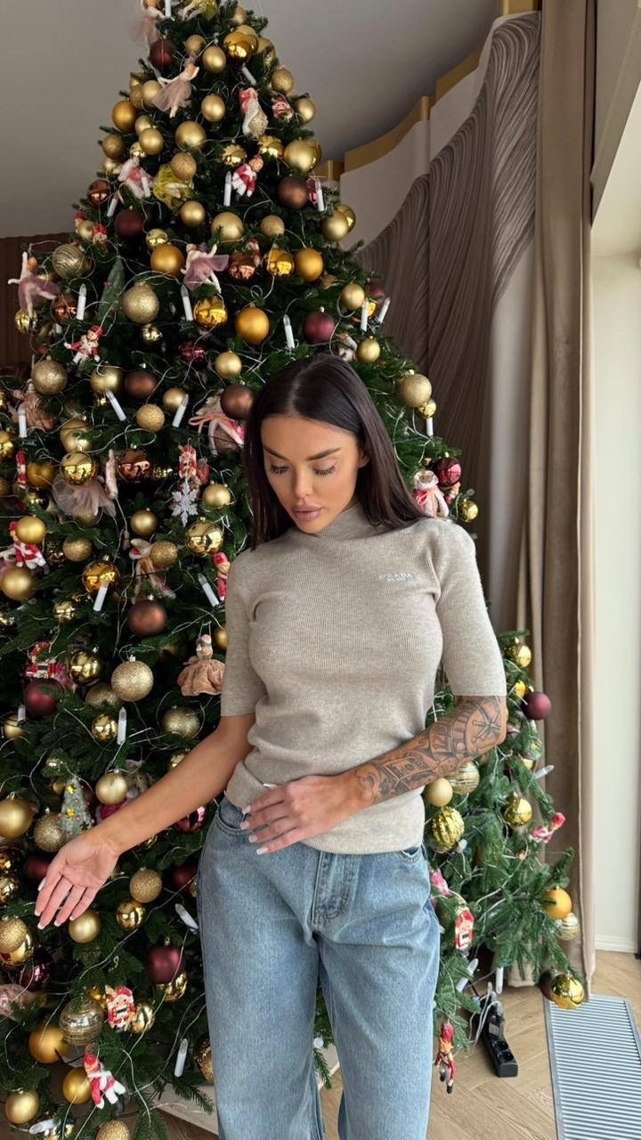 женская кофта,нарядная водолазка,стильные джинсики,женские джинсы