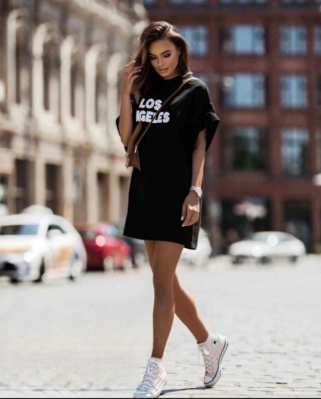 спортивное платье,туника женская,туника футболка оверсайз,длинная футболка оверсайз,платье с кроссовками