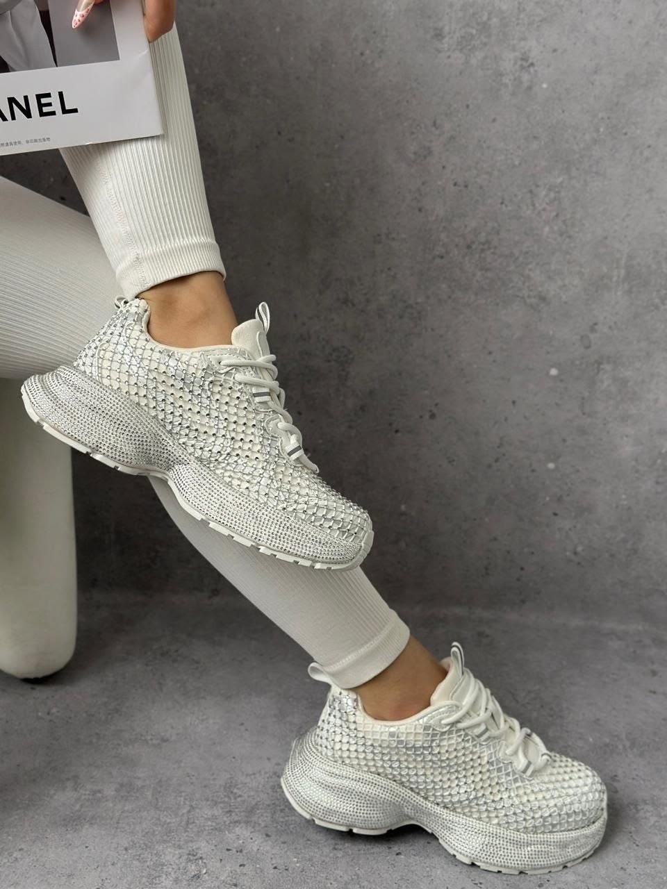 женские кроссовки,кроссовки со стразами,модные кроссовки,кроссовки,блестящие кроссовки