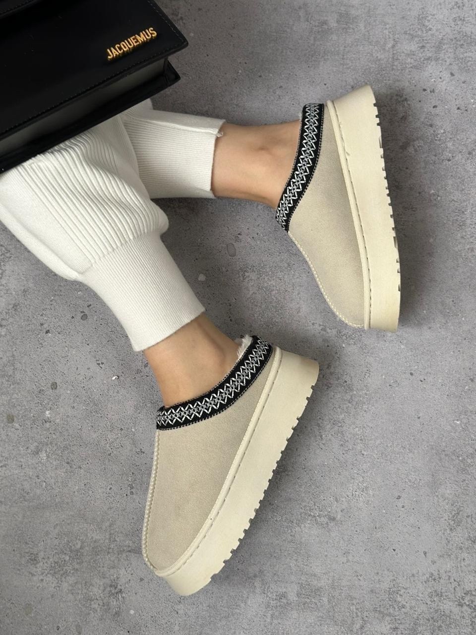 ,женские угги,женская ,угги короткие мини на толстой подошве ugg fayz shoes,угги