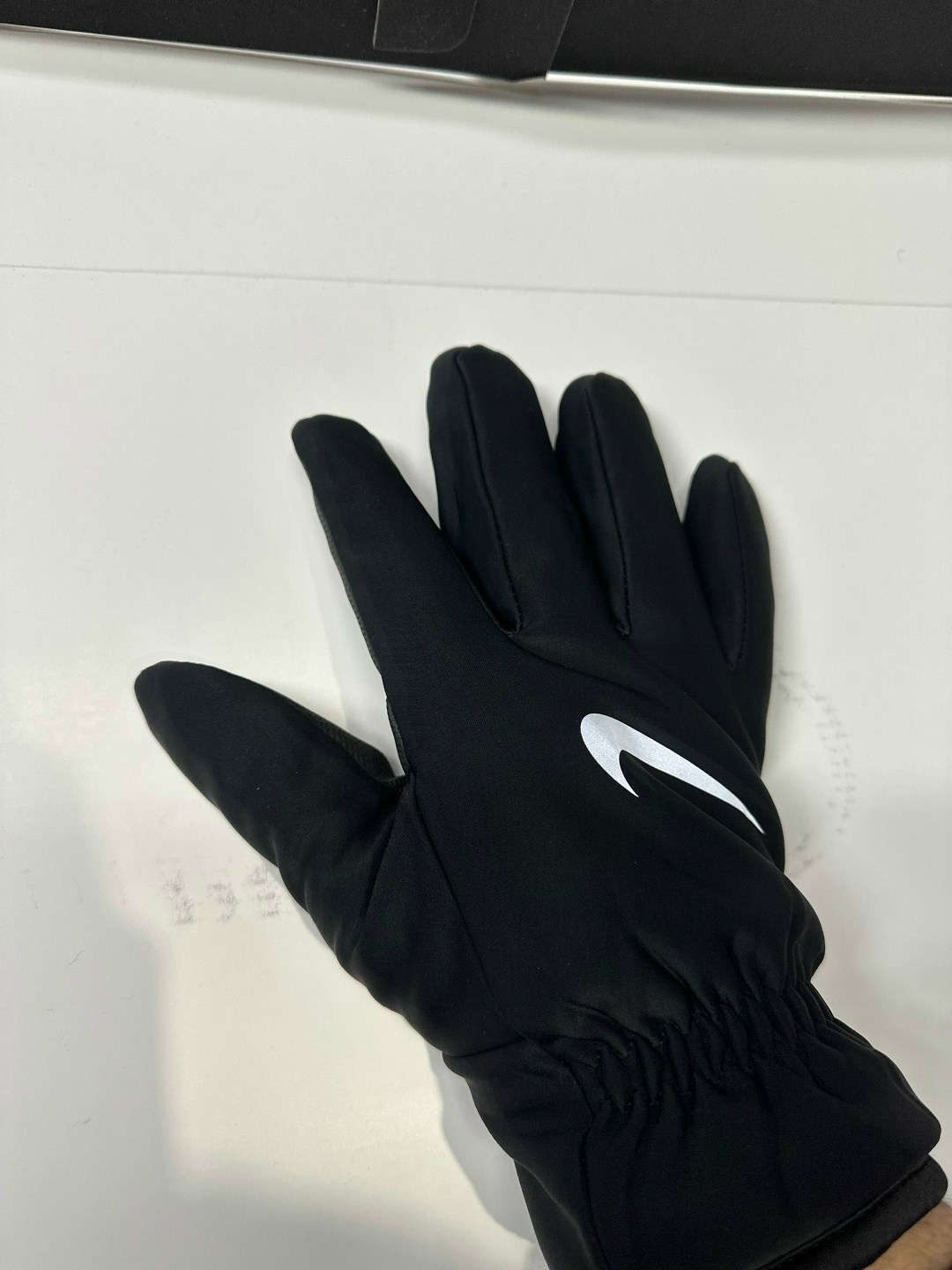 перчатки nike,перчатки найк,перчатки nike зимние,перчатки найк зимние,перчатки спортивные