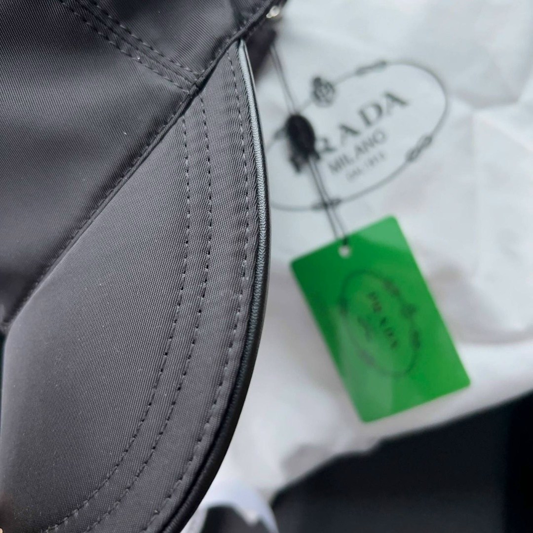 бейсболка prada,кепка prada,бейсболки прада мужские,кепка,бейсболка