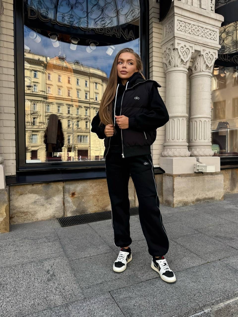 женский костюм тройка,спортивные костюм,miu miu женский чёрный костюм тройка,спортивный костюм тройка,стильные костюмы