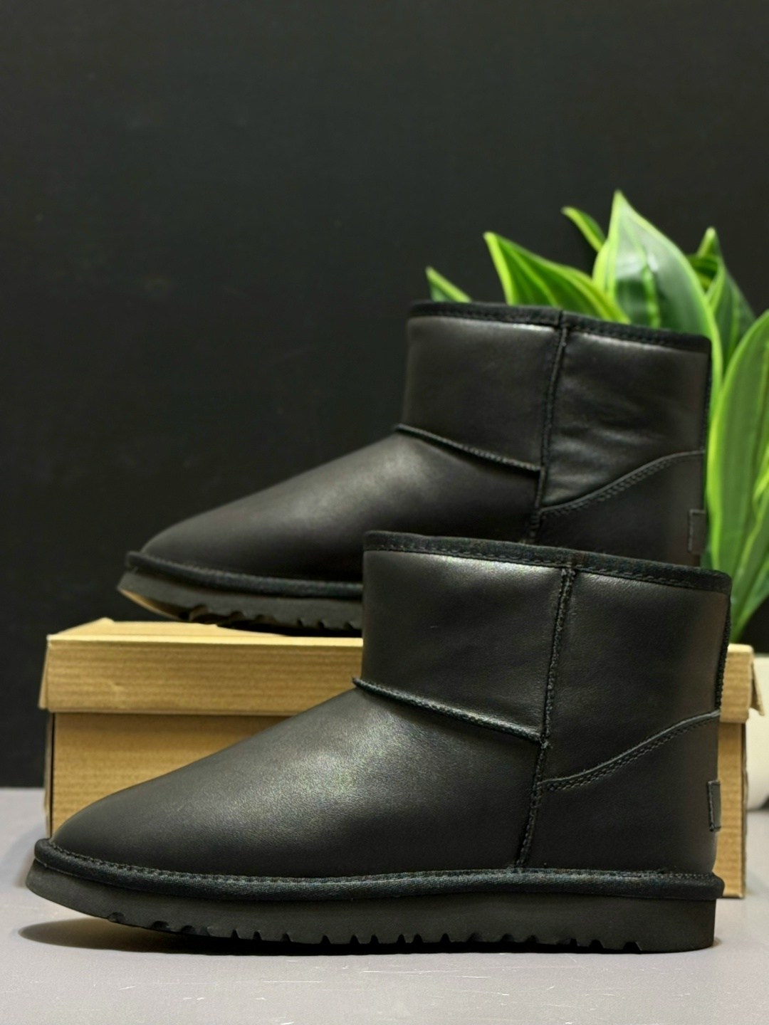 мужские угги ugg classic mini зимние черные,ugg mens classic mini metallic black,мужские угги ugg classic с мехом черные большие размеры,мужские угги,мужские угги ugg