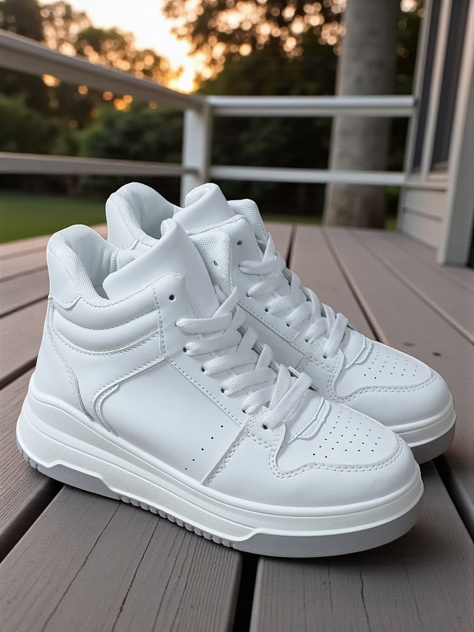 ,высокие белые кроссовки женские прада,кроссовки высокие женские,белые высокие кроссовки,белые высокие кроссовки женские