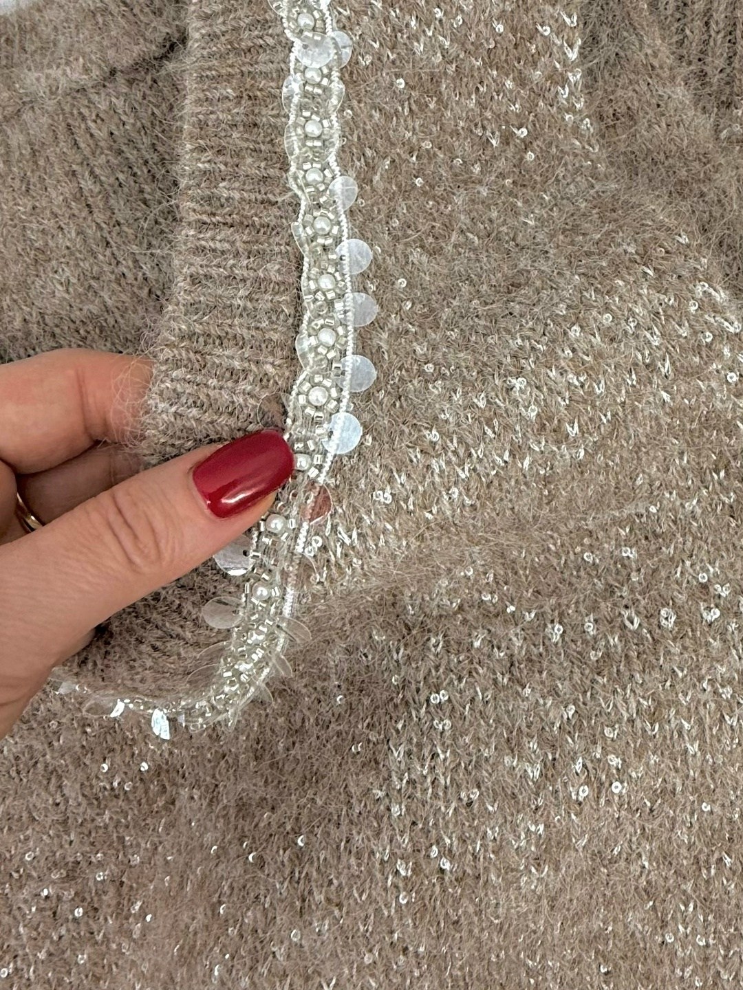 вязаная жилетка,вязаная безрукавка,вязаный жилет для девочки,жилет школьный для девочки трикотажный вязаный,вязаные жилеты