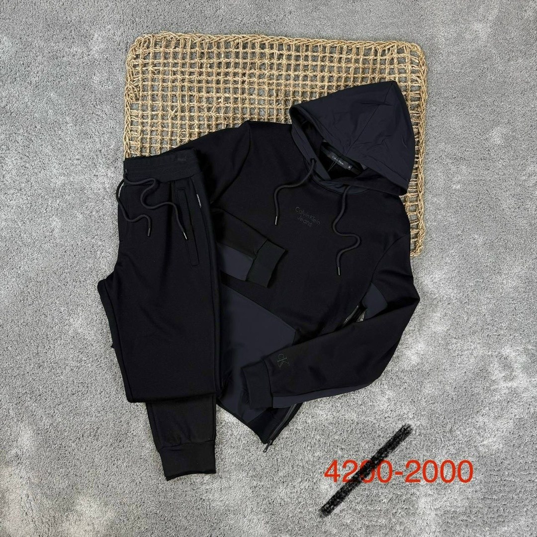 спортивный костюм brunello cucinelli,костюм спортивный,мужские спортивные костюмы,brunello cucinelli костюм,мужская мода