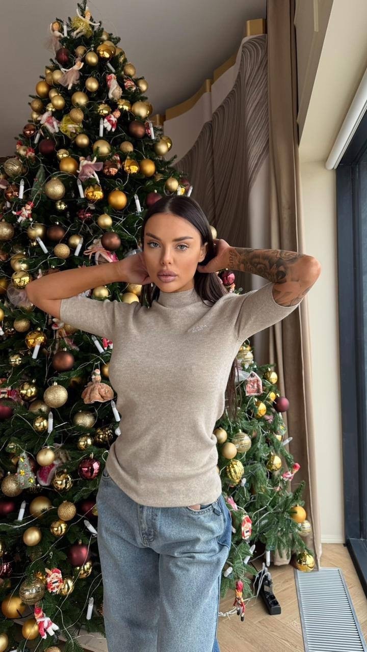 женская кофта,нарядная водолазка,стильные джинсики,женские джинсы