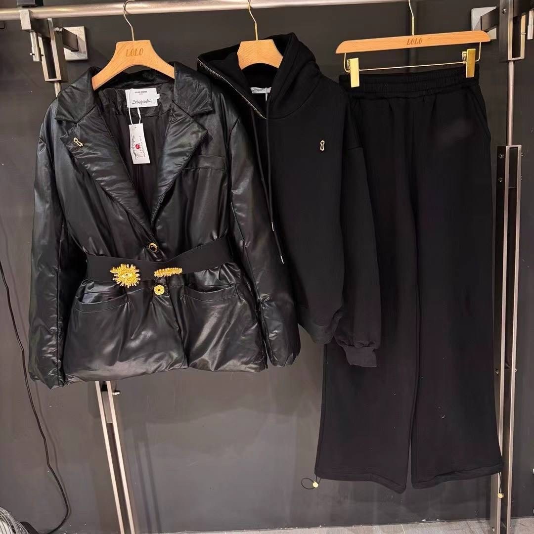 костюм тройка монклер,костюм moncler женский тройка,костюм женский,спортивный костюм moncler,костюм тройка женский