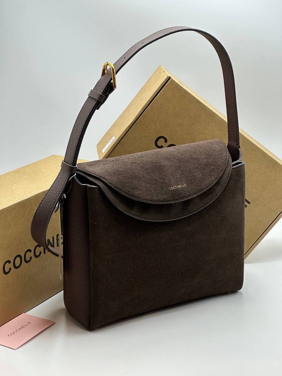 сумка женская coccinelle натуральная замша,сумка coccinelle,замшевая сумка coccinelle,замшевая сумка через плечо eclyps из матовой кожи coccinelle черный,сумка coccinelli натуральная замша 25 × 16 × 6