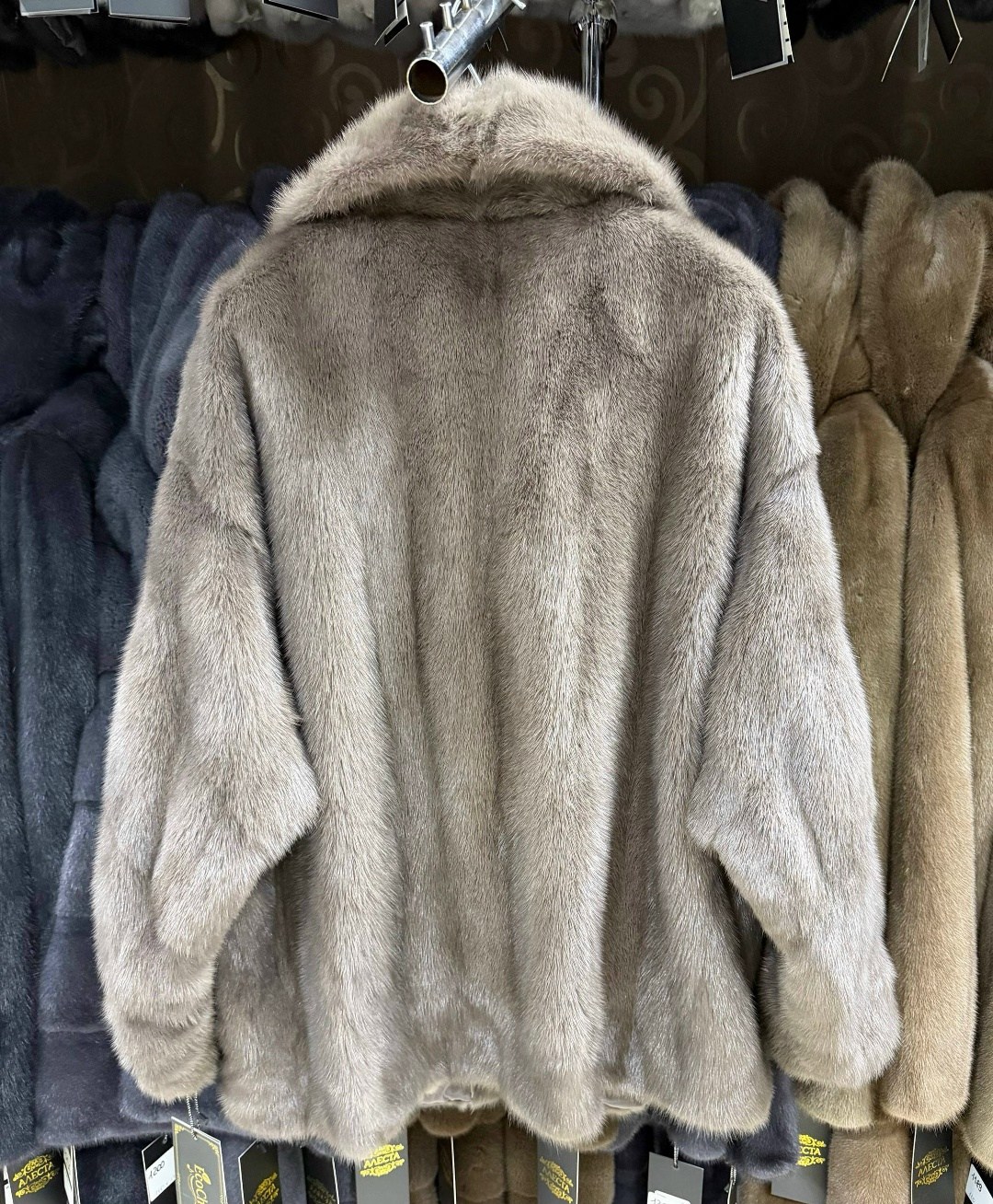 шубка из меха европейской норки с английским воротником,шуба норковая,шуба,меховая шуба,шуба норковая натуральная модель кимоно лики меха