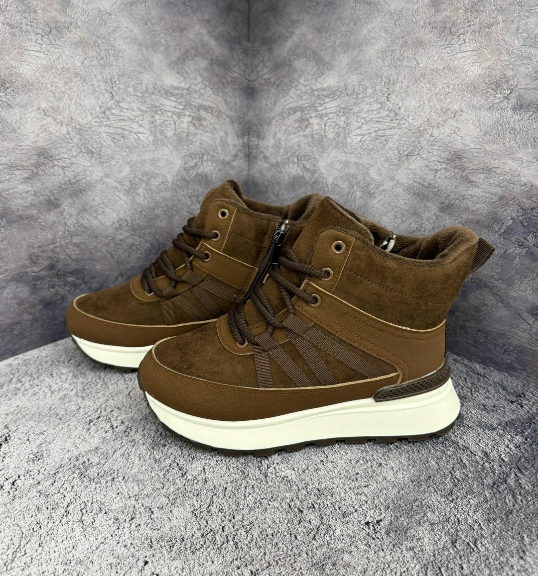 ,кроссовки,ботинка,кроссовки высокие,мужская