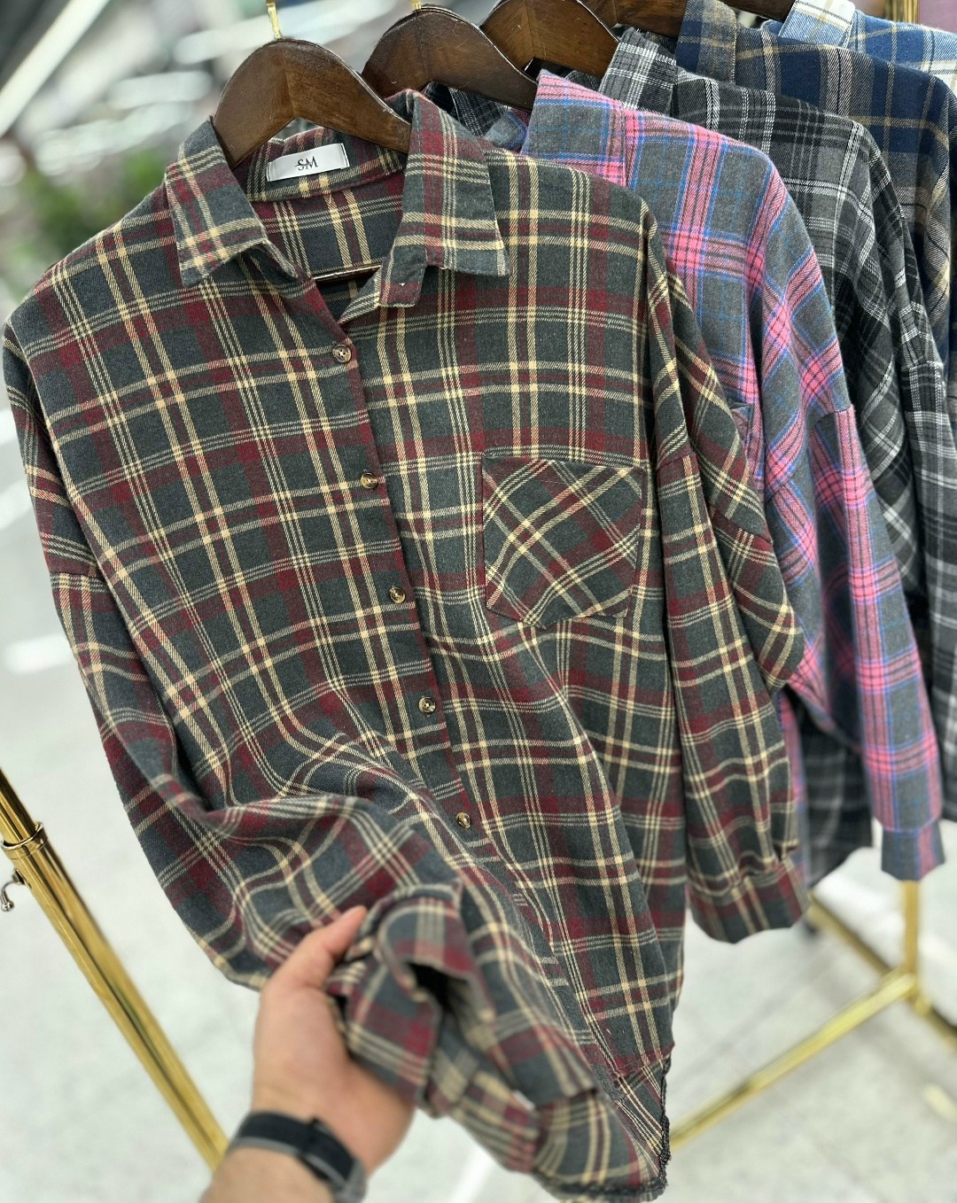 рубашка в клетку,женская рубашка в клетку оверсайз,рубашка клетчатая,женская рубашка в клетку,рубашка в клетку оверсайз удлиненная