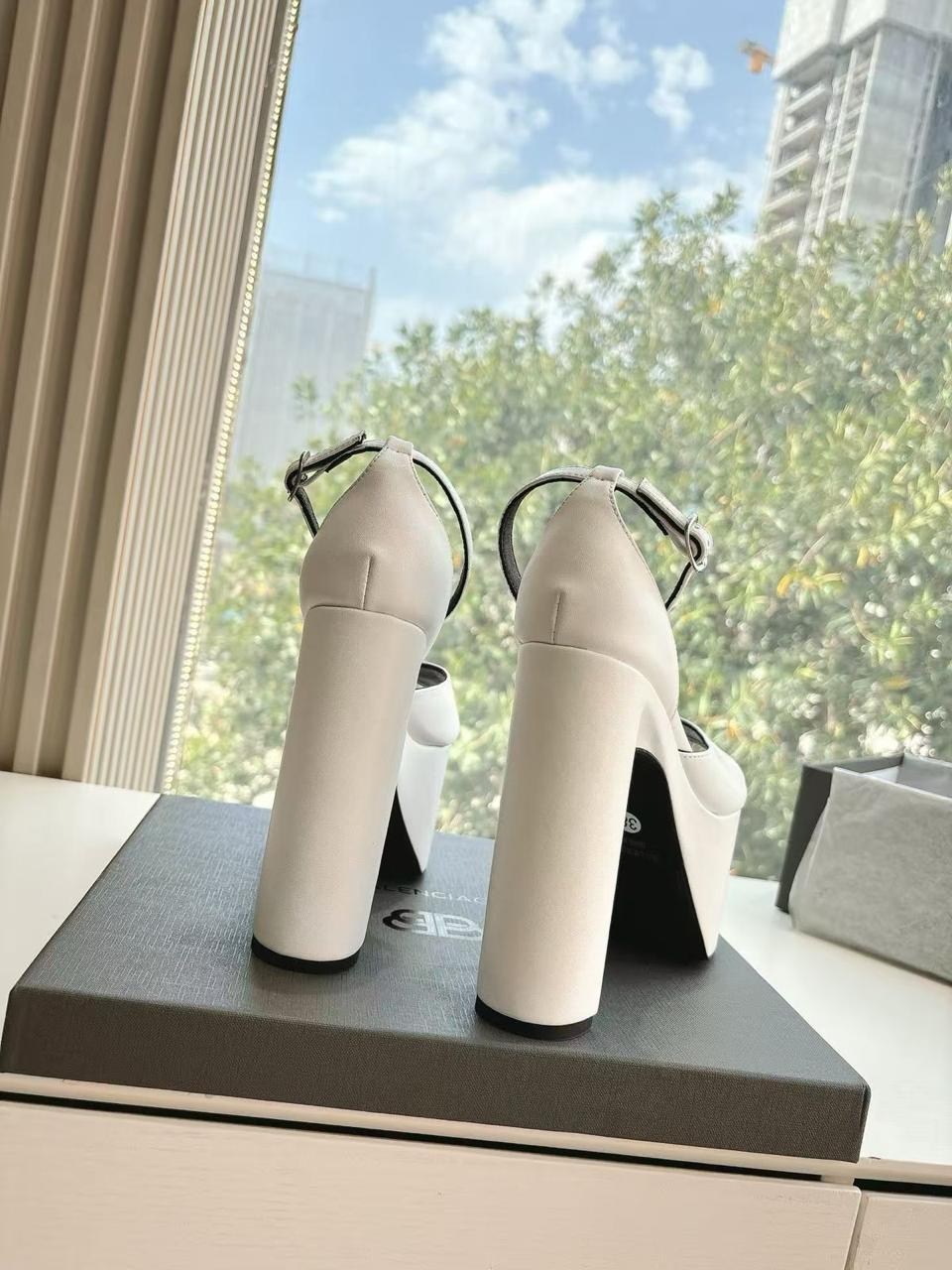 босоножки balenciaga,кожаные босоножки,женские босоножки,,каблук 15 см