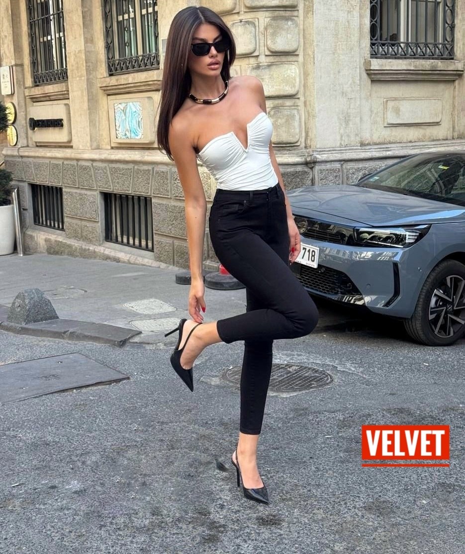 мода стиль,женская кофта,стильные наряды,фотосессии девушек