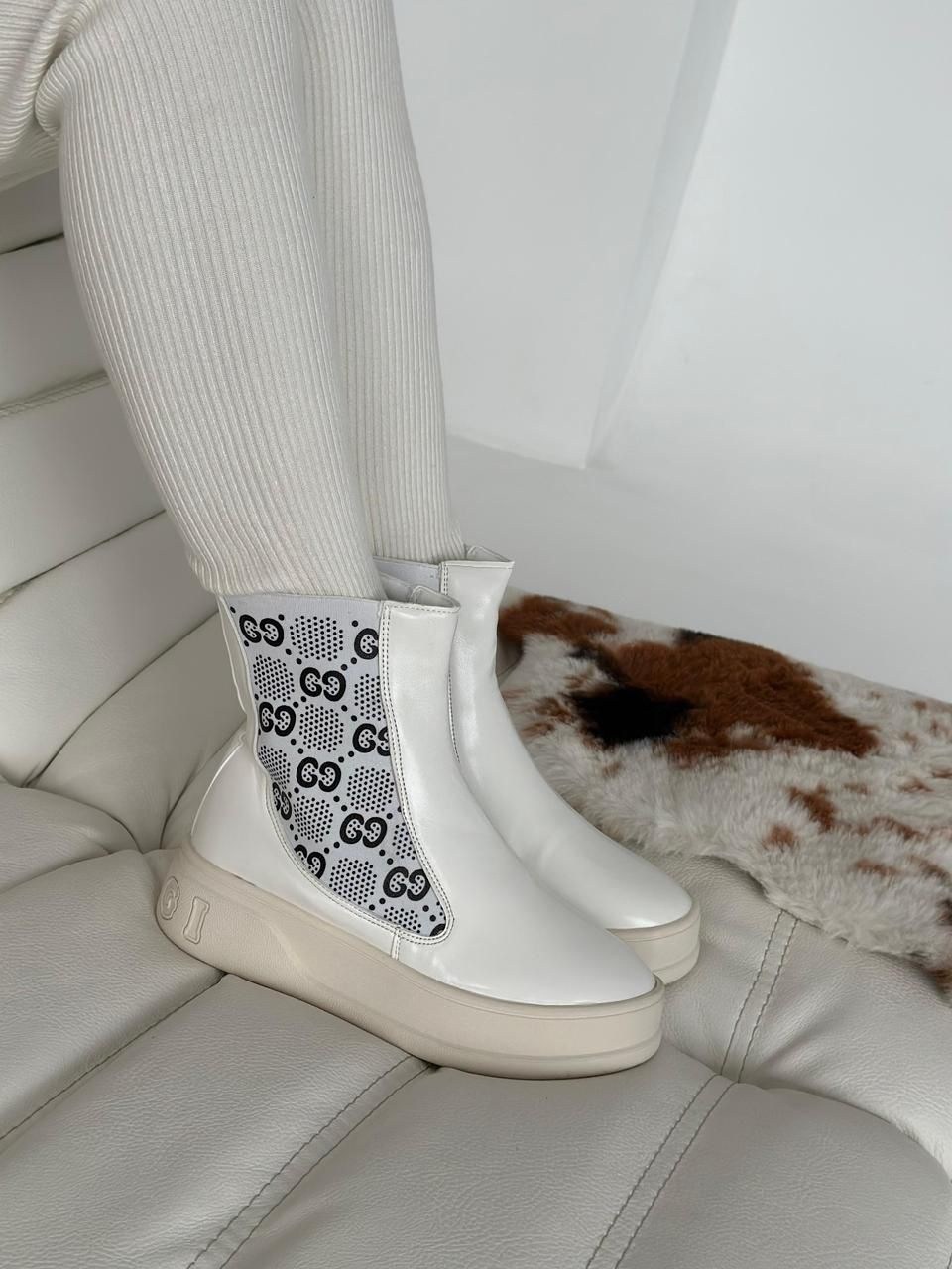 , женская,женские ботинки,белые ботинки,модные ботинки