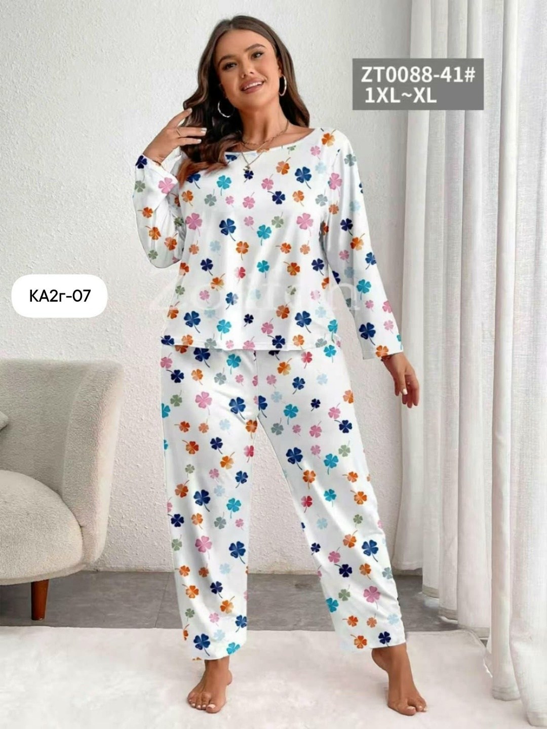 новогодние пижамы,пижама женская новогодняя,новогодняя ткань для пижамы,комплект пижама,пижама с новогодним принтом