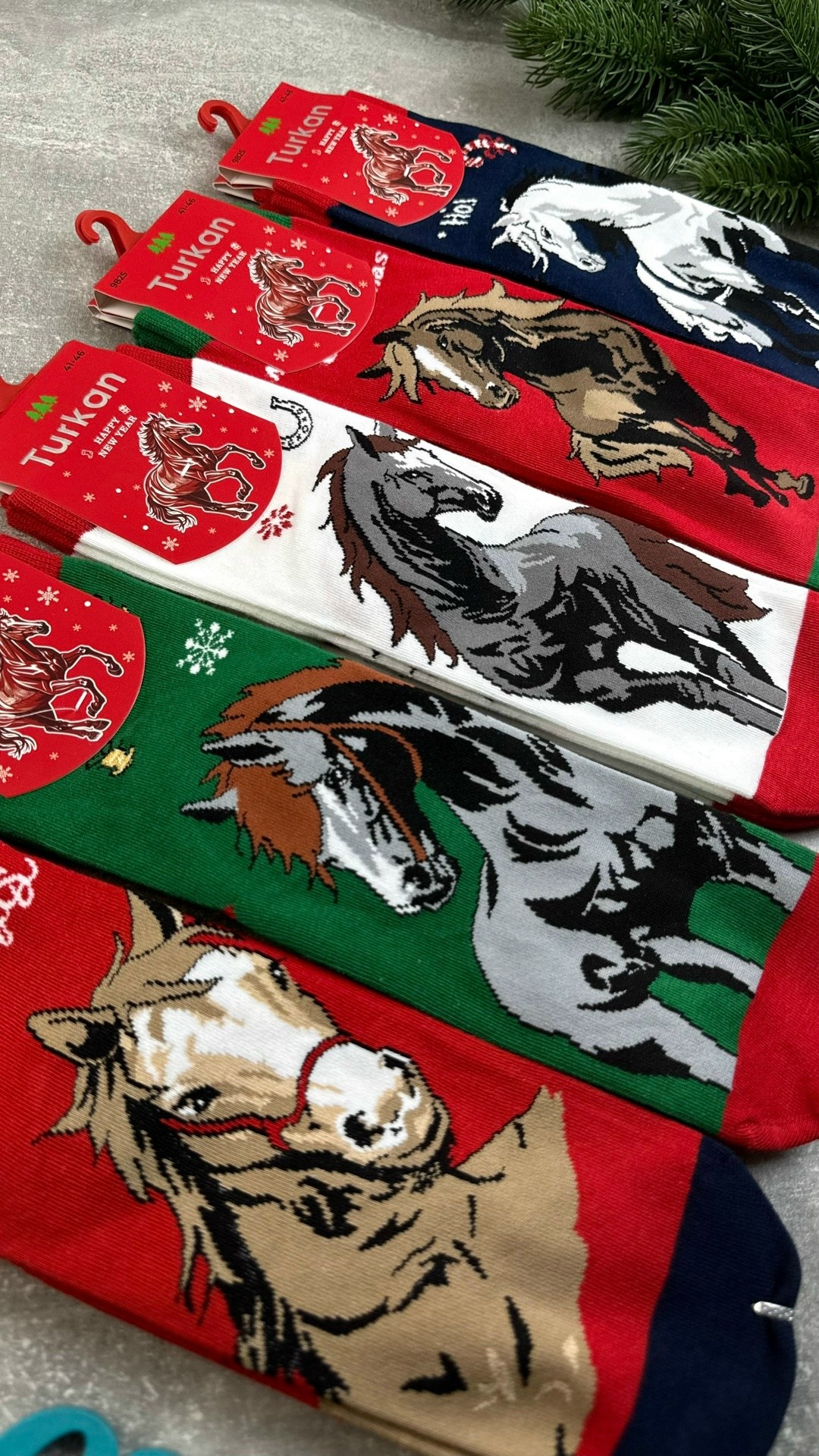 носки мужские новогодние год символа 2026,мужские носки новогодние,носки комплект 5 пар размер 41-46 новогодние,носки новогодние с принтом набор turkan,носки мужские с принтом новый год turkan 9813