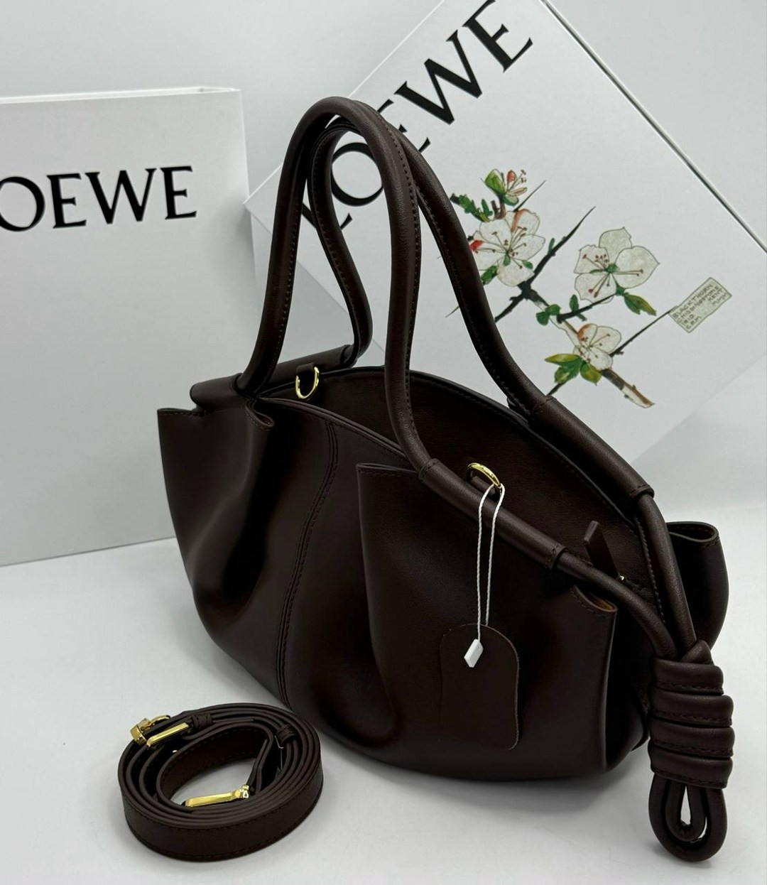 сумка loewe 33-15 см натуральная замша,сумка loewe 33-15 см натуральная кожа реплика,сумка loewe 30-20 см натуральная кожа,женская сумка loewe,сумка из воловьей кожи loewe 34см*18см