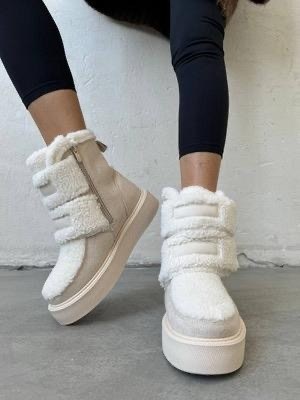 ,зимняя  женская,зимние женские угги,зимние ботинки с мехом,женские ботинки