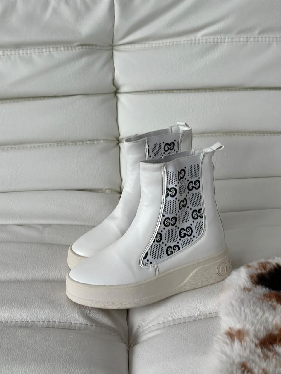 , женская,женские ботинки,белые ботинки,модные ботинки
